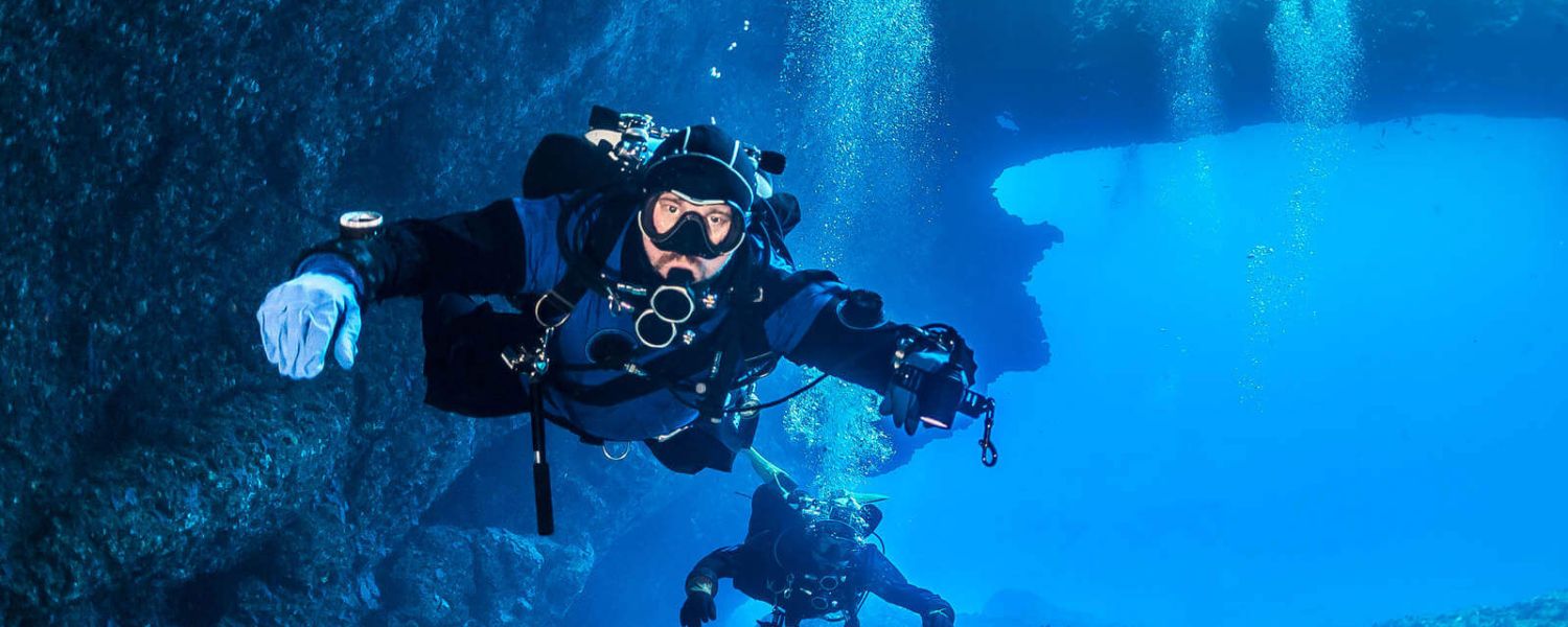 Kurz přístrojového potápění DM – vedoucí potápěč